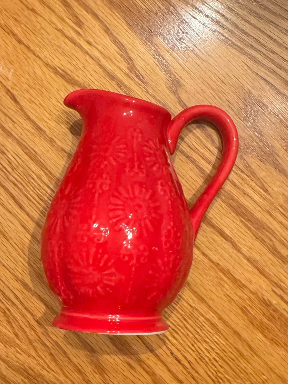 The Pioneer Woman Red Ceramic Creamer with Salt & Pepper Shakers